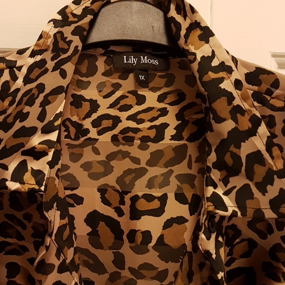 Blouse - Picture 2 of 6